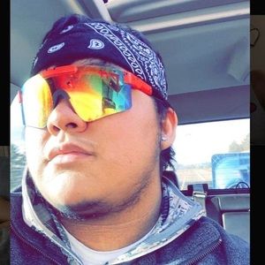 Meet your Posher, Nolan